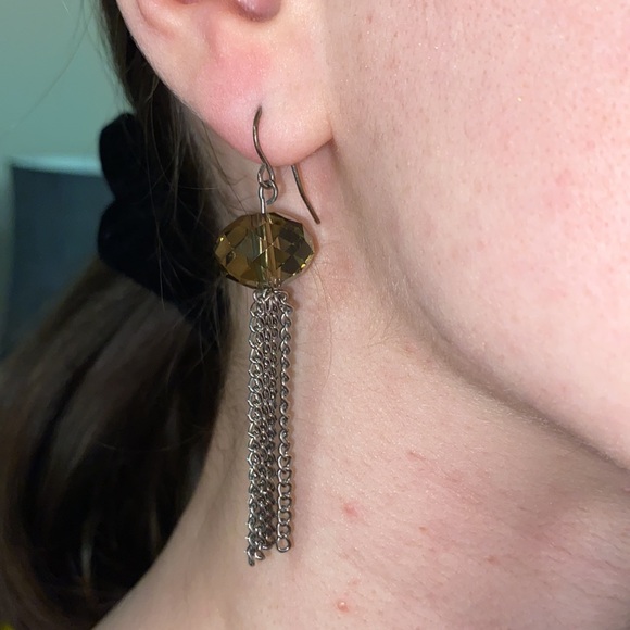 Acrylic Clear/Smoke-Coloured Necklace/Earring Set. - Picture 4 of 4